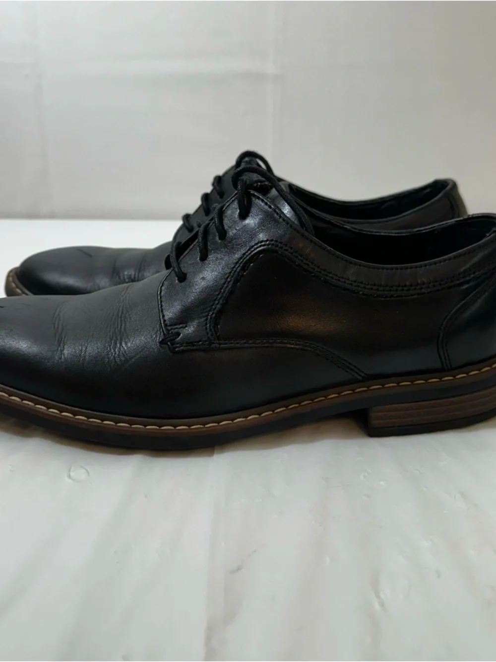 Nunn Bush Black Leather Derby Shoes with Contrasting‎ Brown Welt